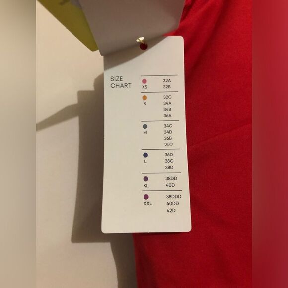 📳 All In Motion | NEW CROPPED TANK - Picture 3 of 4